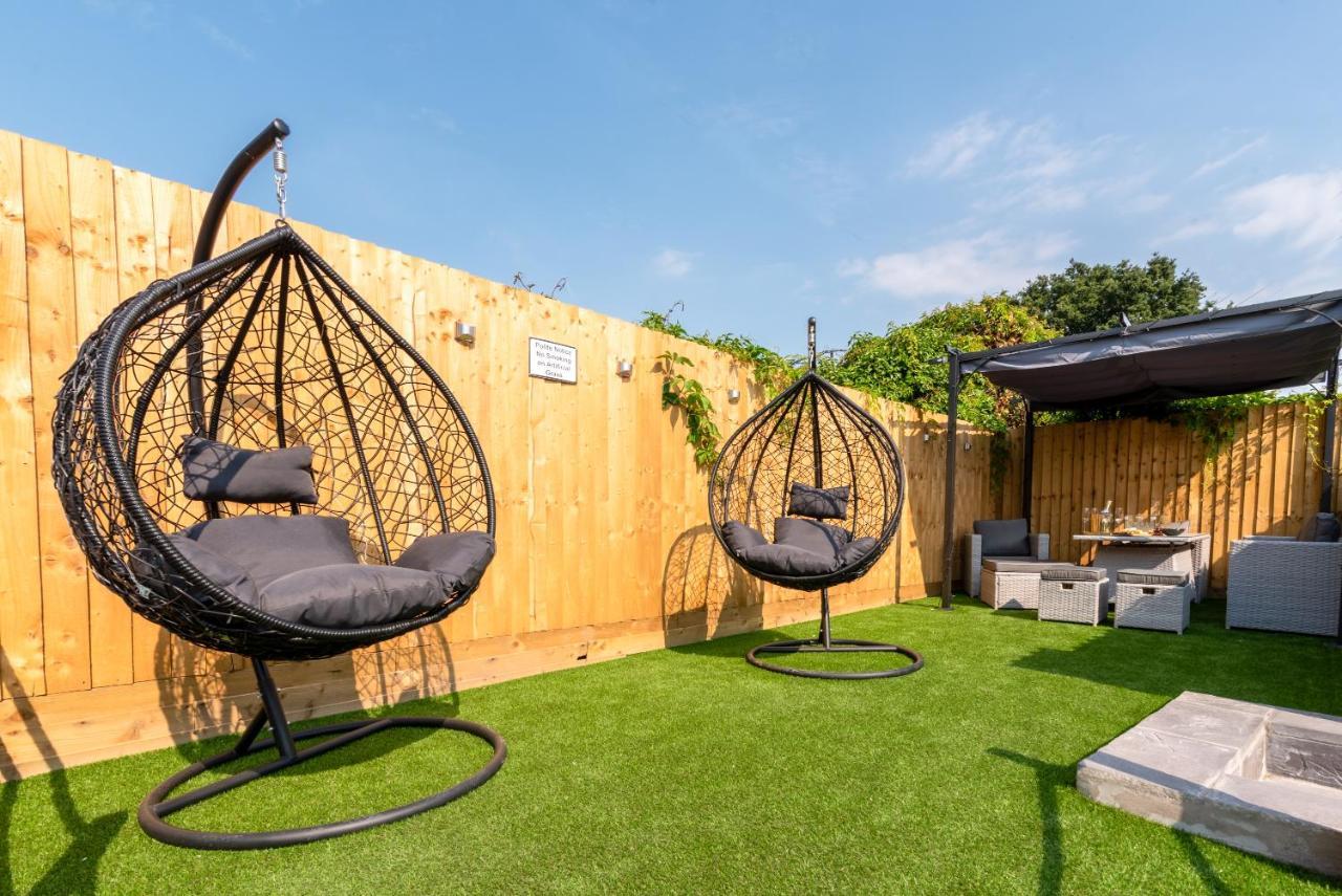 Exquisite Cardiff Apartments- With Garden Lounge & Games Room Eksteriør billede