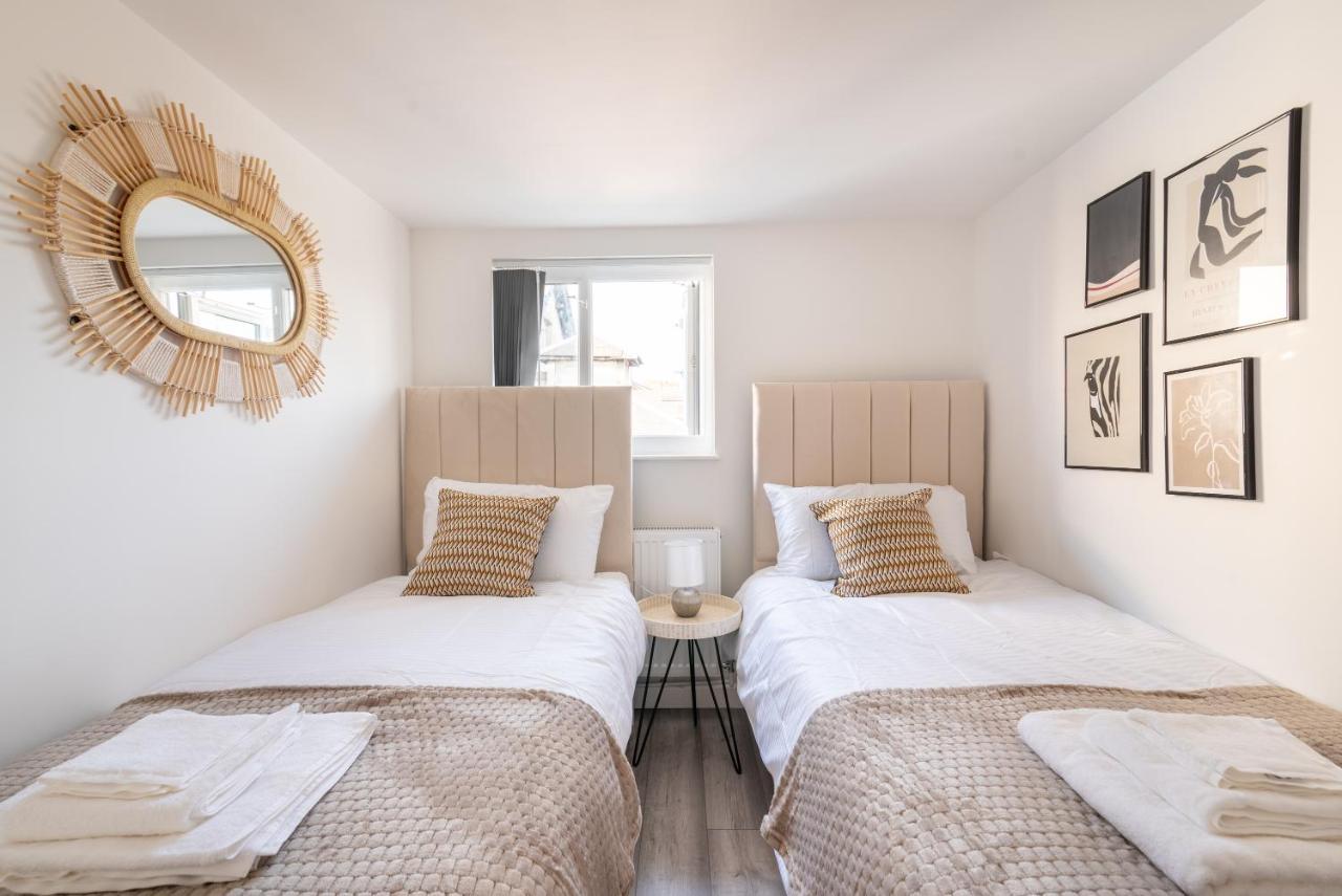 Exquisite Cardiff Apartments- With Garden Lounge & Games Room Eksteriør billede