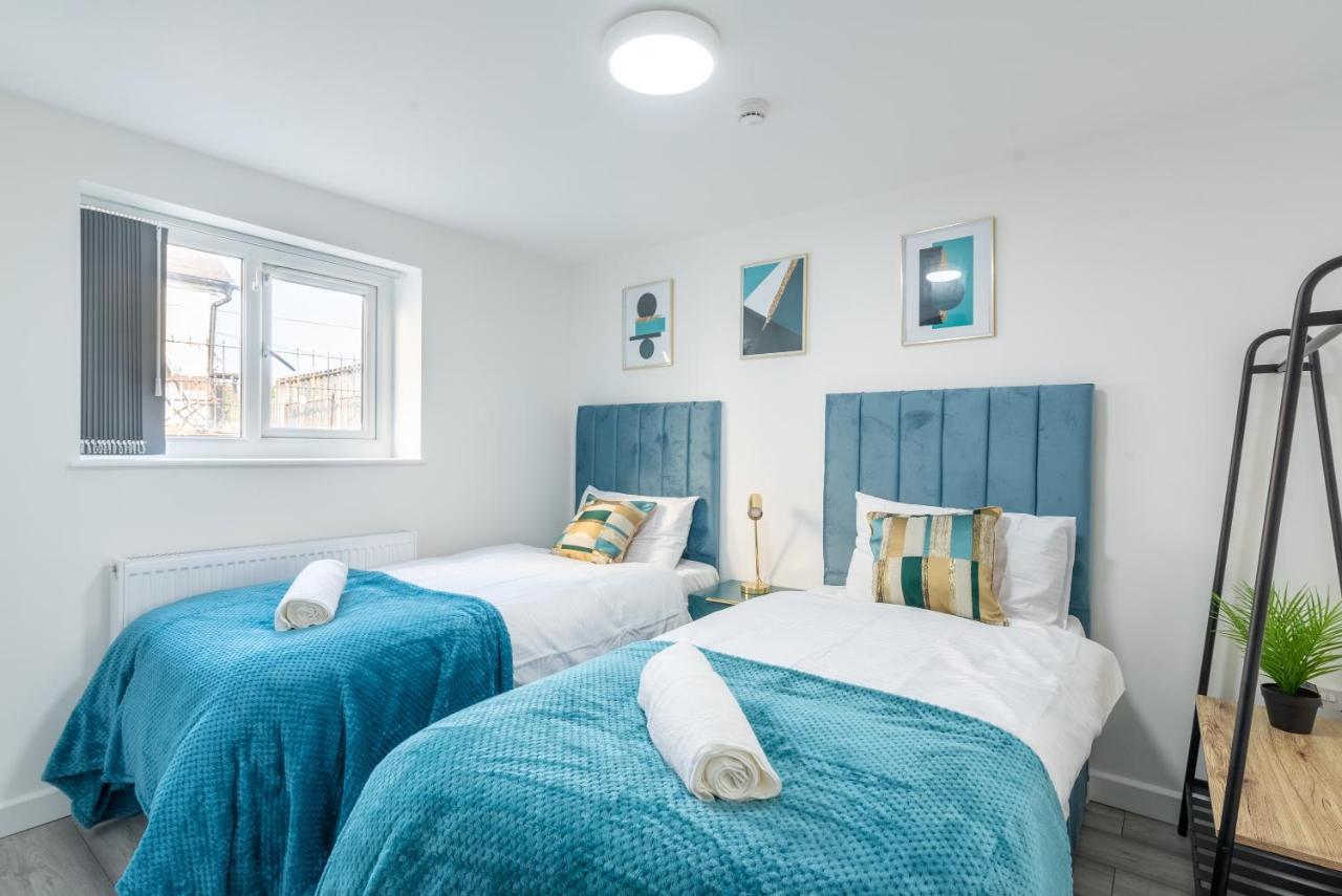 Exquisite Cardiff Apartments- With Garden Lounge & Games Room Eksteriør billede