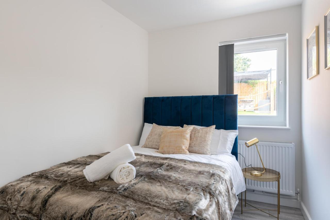 Exquisite Cardiff Apartments- With Garden Lounge & Games Room Eksteriør billede