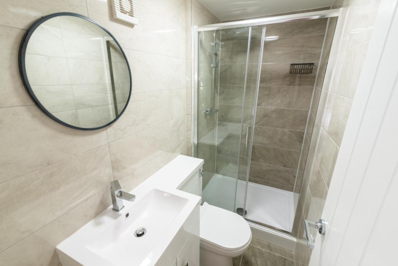 Exquisite Cardiff Apartments- With Garden Lounge & Games Room Eksteriør billede