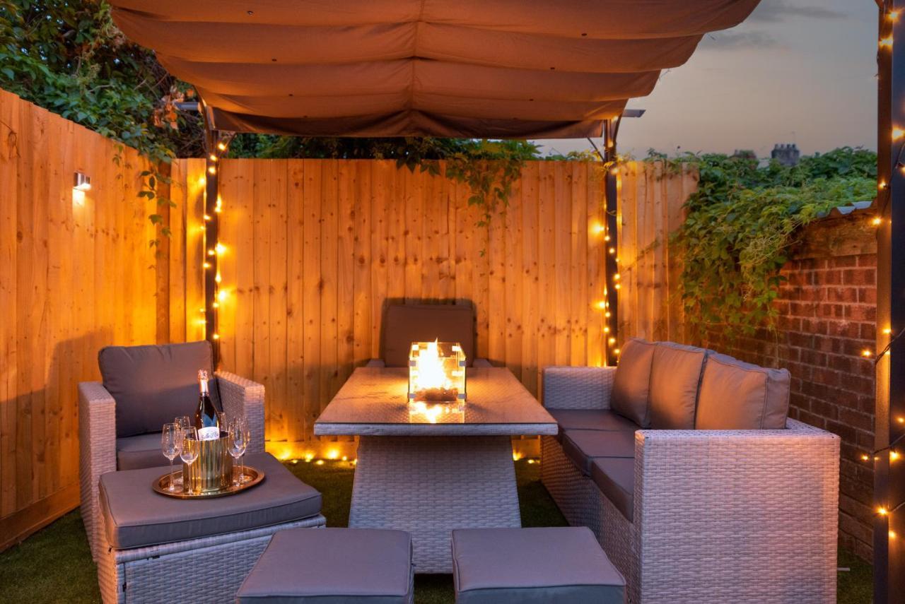 Exquisite Cardiff Apartments- With Garden Lounge & Games Room Eksteriør billede