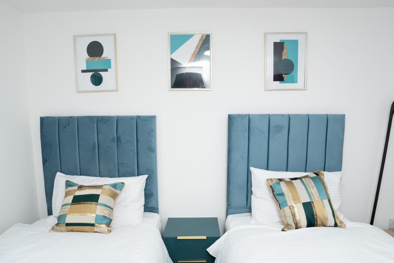 Exquisite Cardiff Apartments- With Garden Lounge & Games Room Eksteriør billede