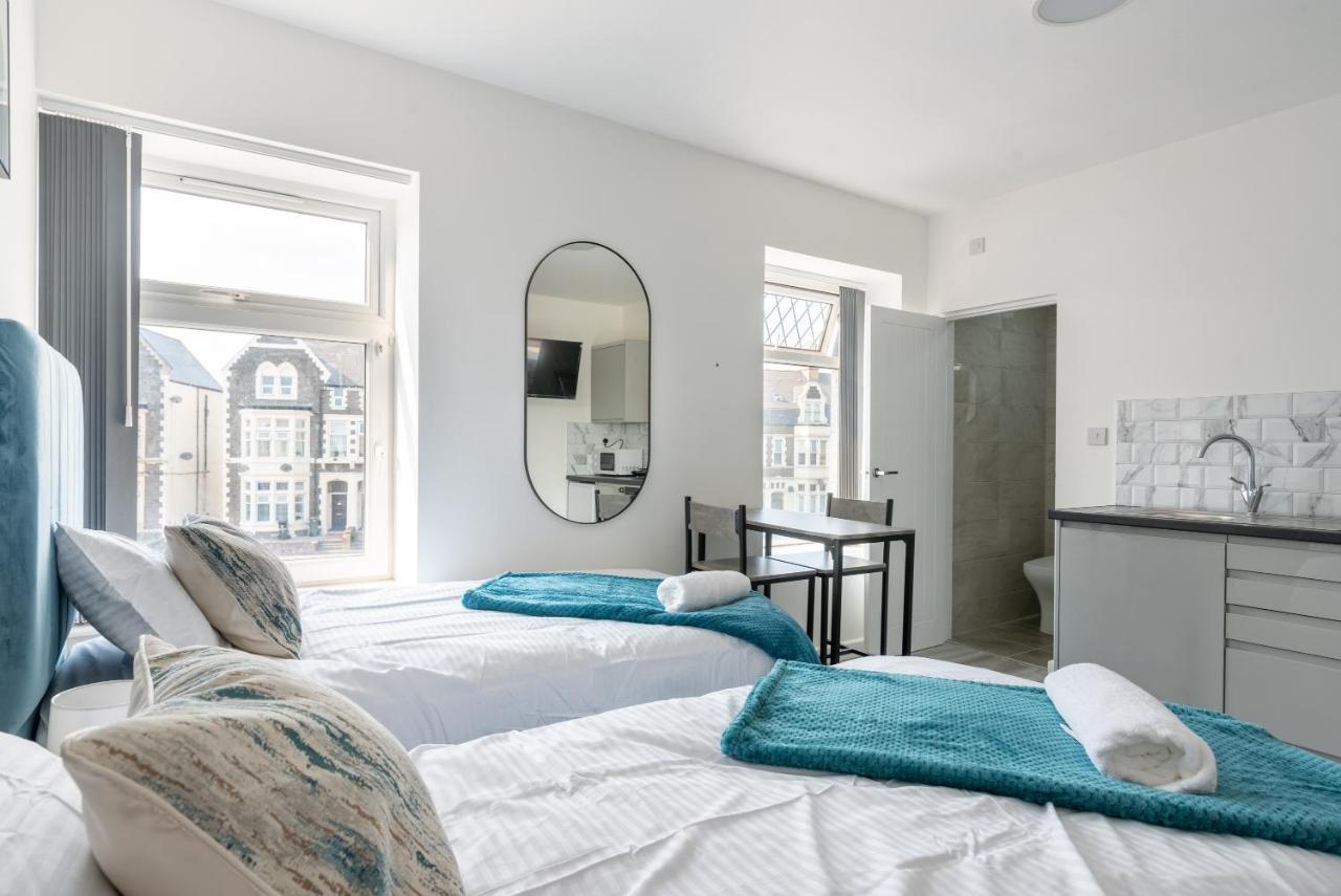 Exquisite Cardiff Apartments- With Garden Lounge & Games Room Eksteriør billede