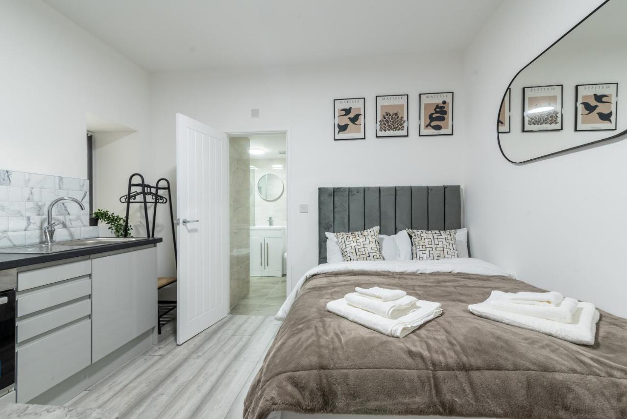 Exquisite Cardiff Apartments- With Garden Lounge & Games Room Eksteriør billede